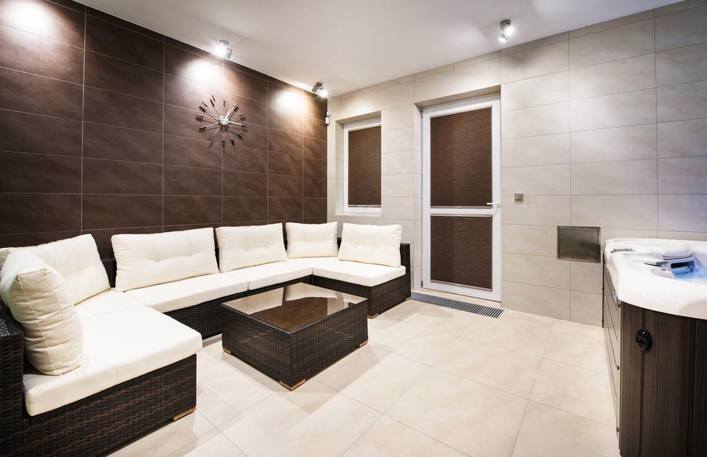Relax21 Hotell Uhersky Ostroh Exteriör bild